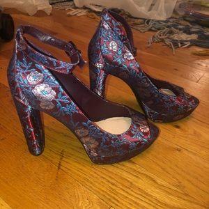 Gianni Bini heels with ankle strap